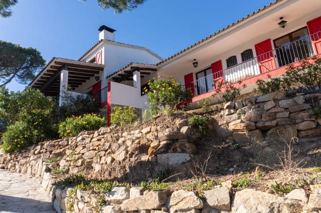 4 quarto Moradia para venda em Sant Feliu de Guíxols com piscina garagem - 998 000 € (Ref: 9640379)