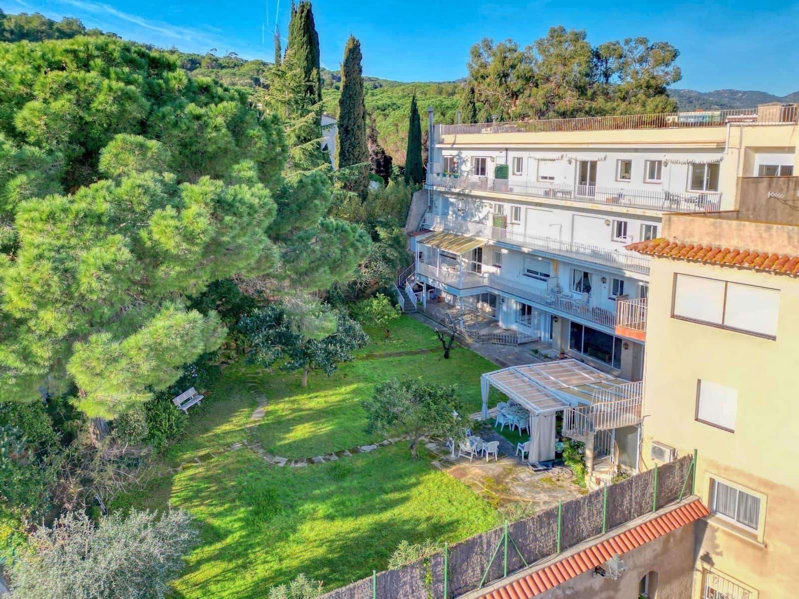 Apartamento de 3 habitaciones en Sant Feliu de Guíxols en venta - 385.000 € (Ref: 9648177)