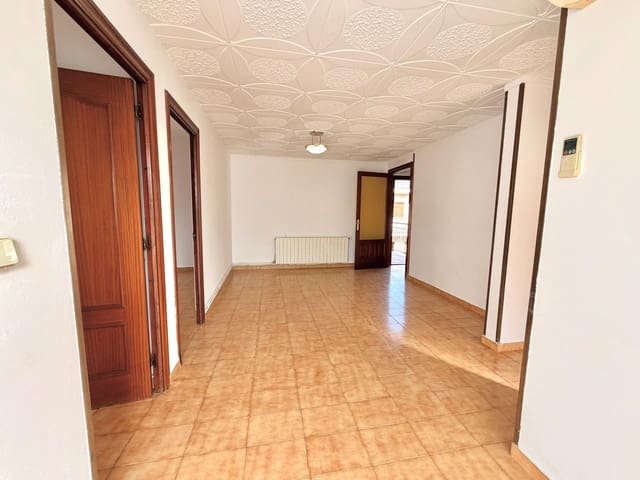 3 makuuhuone Huoneisto myytävänä paikassa Platja d'Aro, Castell-Platja d'Aro - 227 000 € (Ref: 9674251)
