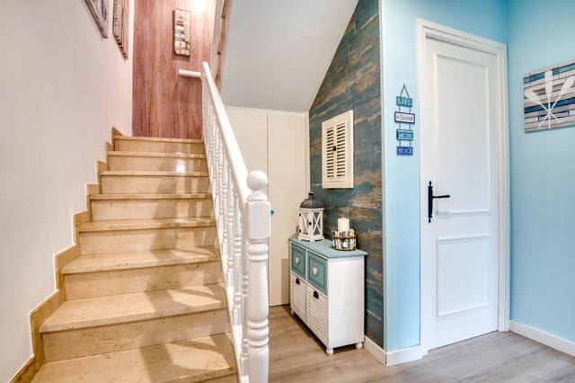 3 makuuhuone Rivitalo myytävänä paikassa Sant Feliu de Guíxols - 370 000 € (Ref: 9682499)