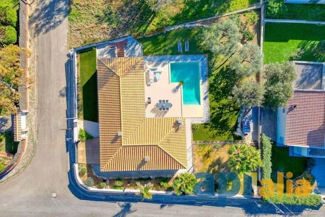 4 chambre Villa/Maison à vendre à Platja d'Aro, Castell-Platja d'Aro avec piscine garage - 790 000 € (Ref: 9738583)