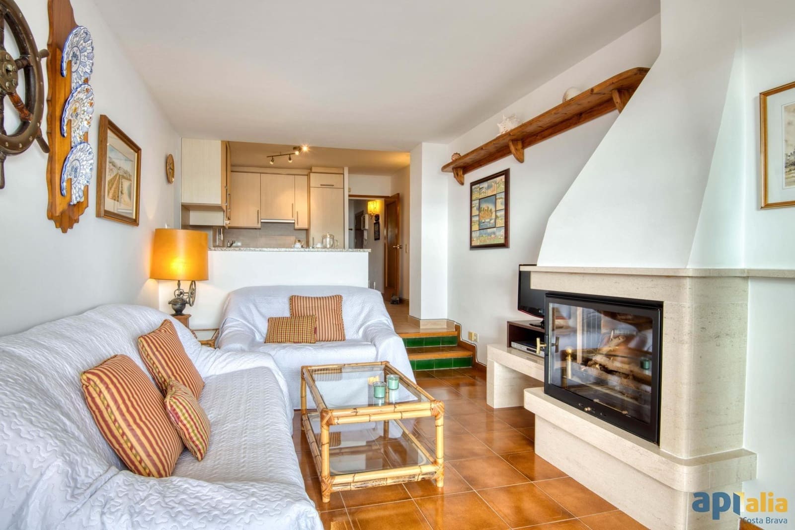 2 bedroom Flat for sale in Sant Feliu de Guixols - € 375,000 (Ref: 9747051)