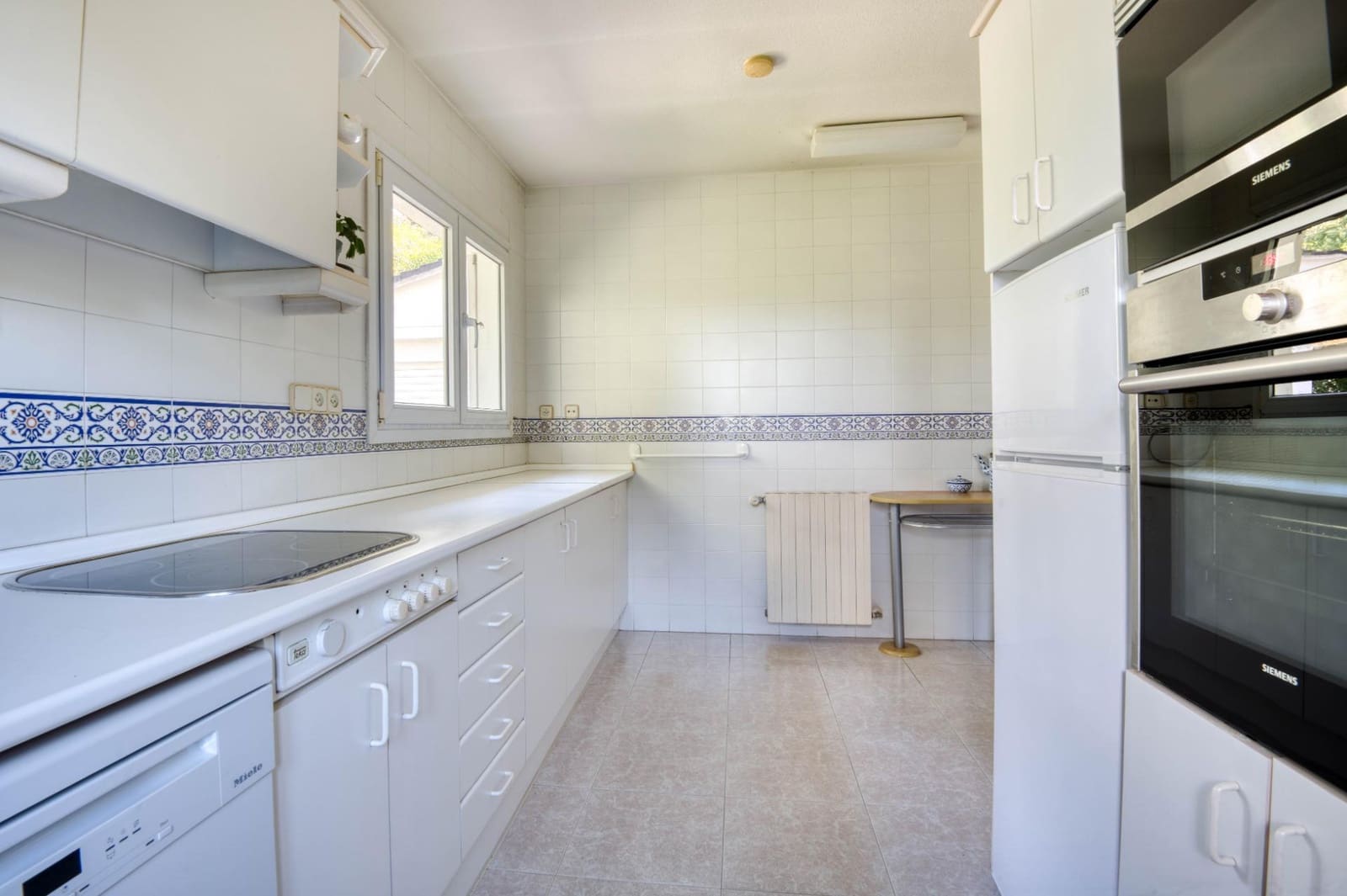 3 bedroom Villa for sale in Santa Cristina d'Aro with pool garage - € 785,000 (Ref: 9784065)