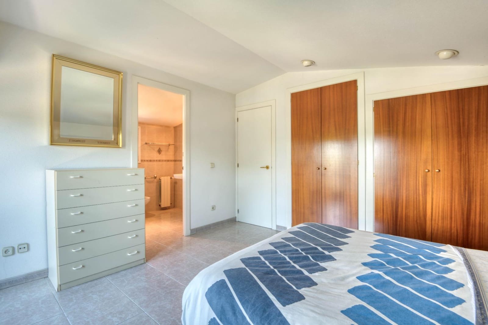 3 bedroom Villa for sale in Santa Cristina d'Aro with pool garage - € 785,000 (Ref: 9784065)