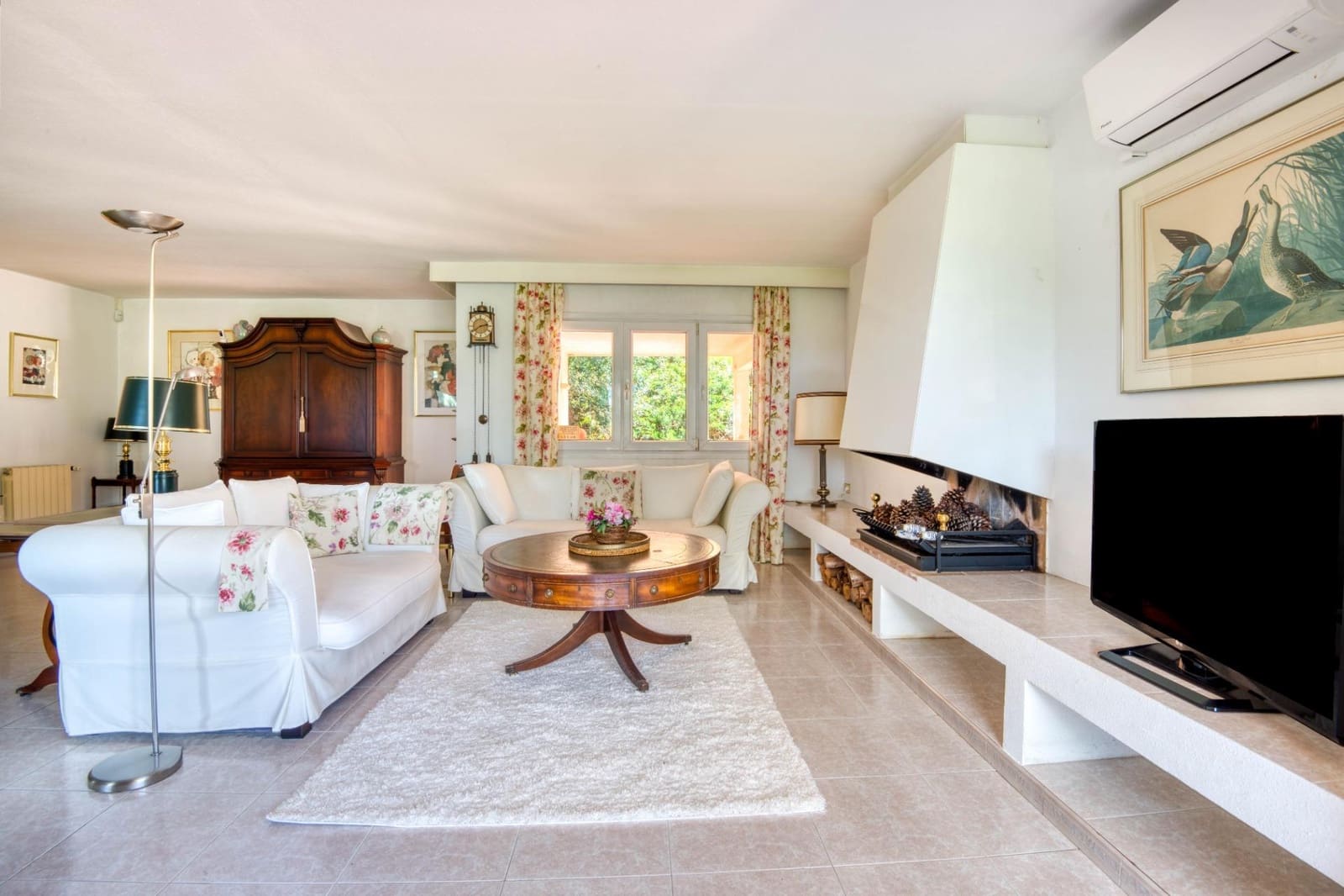 3 bedroom Villa for sale in Santa Cristina d'Aro with pool garage - € 785,000 (Ref: 9784065)