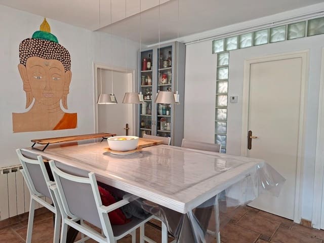4 camera da letto Villa in vendita in Santa Cristina d'Aro - 310.000 € (Rif: 9813337)