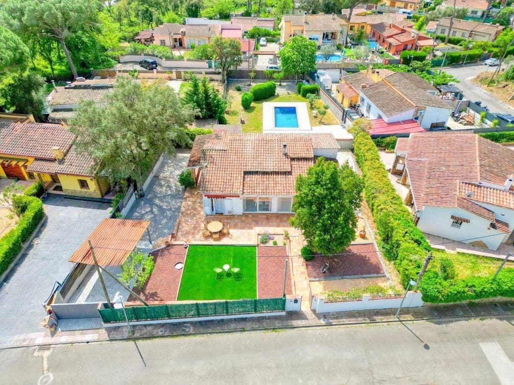 4 camera da letto Villa in vendita in Santa Cristina d'Aro con piscina - 495.000 € (Rif: 9818258)