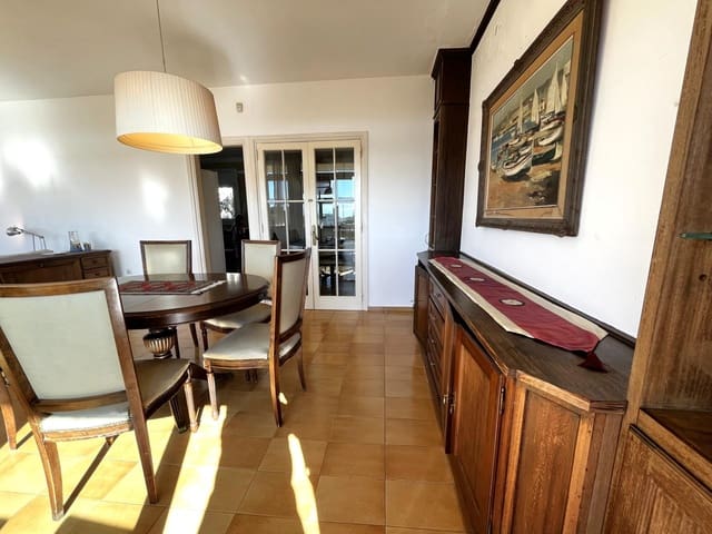 5 soveværelse Villa til salg i Sant Antoni de Calonge, Calonge i Sant Antoni med swimmingpool garage - € 585.000 (Ref: 9840373)