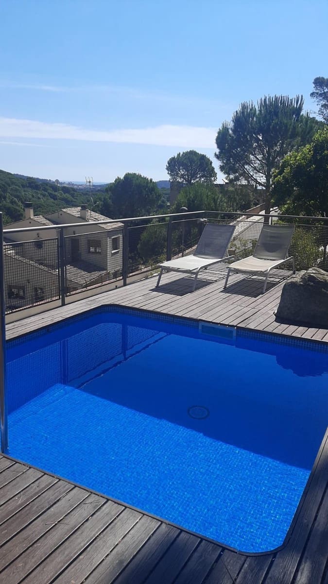 3 sypialnia Willa na sprzedaż w Sant Feliu de Guixols z basenem garażem - 750 000 € (Ref: 9881964)