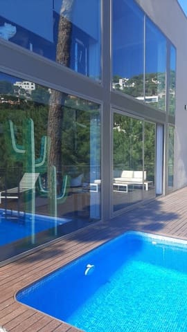 3 sypialnia Willa na sprzedaż w Sant Feliu de Guíxols z basenem garażem - 750 000 € (Ref: 9881964)