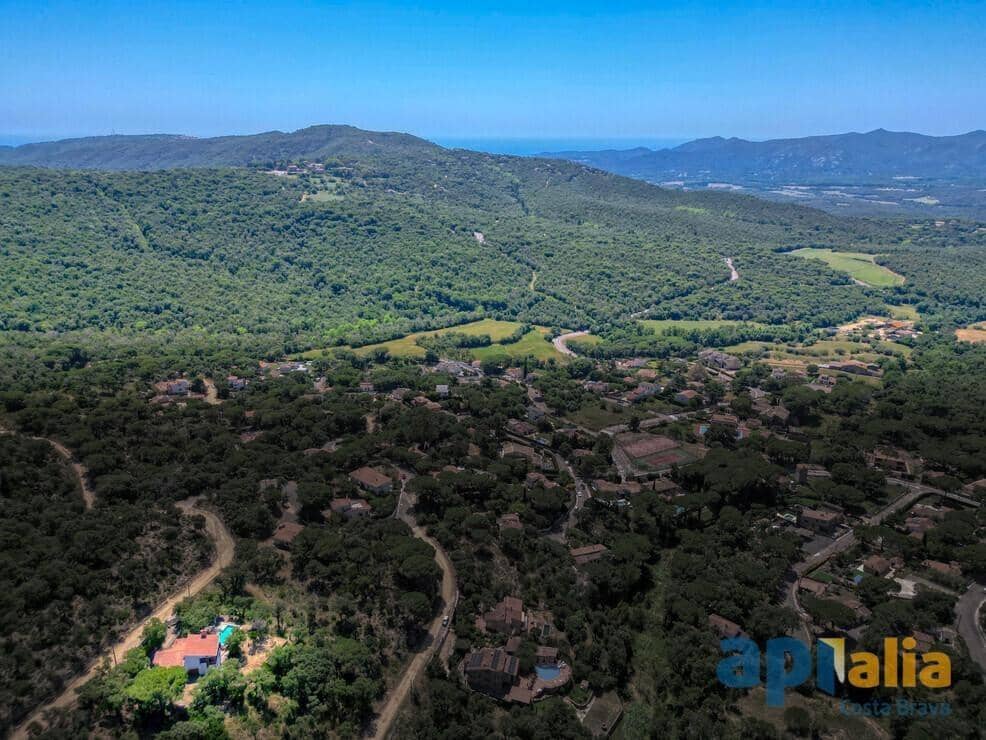 5 soveværelse Villa til salg i Santa Cristina d'Aro med swimmingpool garage - € 360.000 (Ref: 9915858)