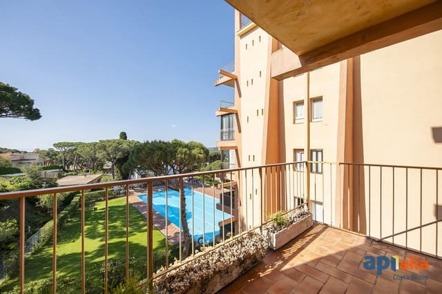 2 chambre Appartement à vendre à Platja d'Aro, Castell-Platja d'Aro avec piscine - 180 000 € (Ref: 9922333)