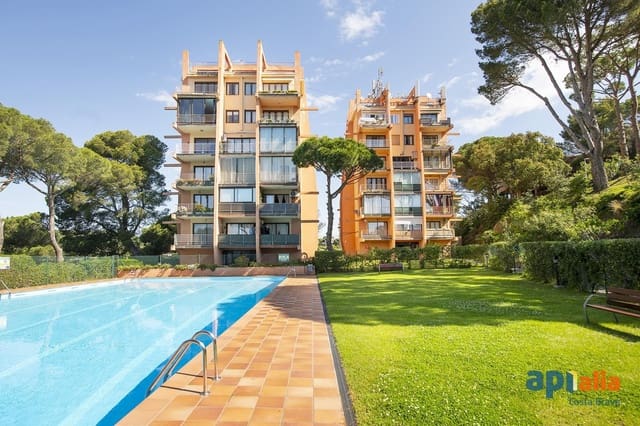 2 chambre Appartement à vendre à Platja d'Aro, Castell-Platja d'Aro avec piscine - 180 000 € (Ref: 9922333)