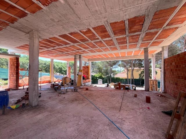 Chalet de 4 habitaciones en Calonge i Sant Antoni en venta con piscina garaje - 1.150.000 € (Ref: 9929434)