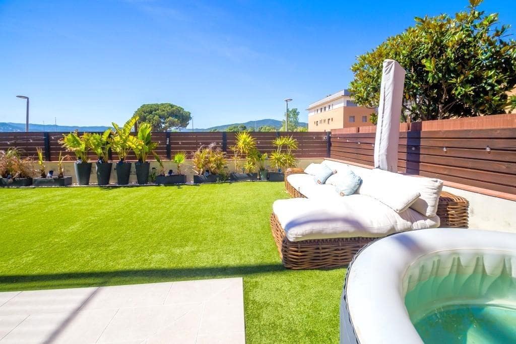 2 sypialnia Apartament na sprzedaż w Sant Antoni de Calonge z basenem garażem - 415 000 € (Ref: 9929435)