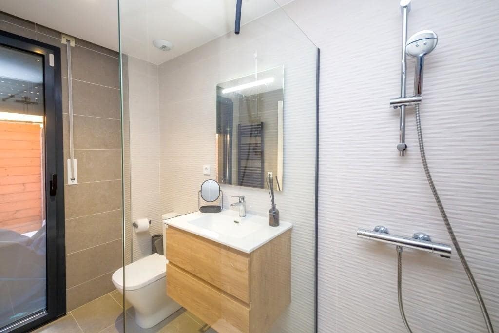 2 sypialnia Apartament na sprzedaż w Sant Antoni de Calonge z basenem garażem - 415 000 € (Ref: 9929435)