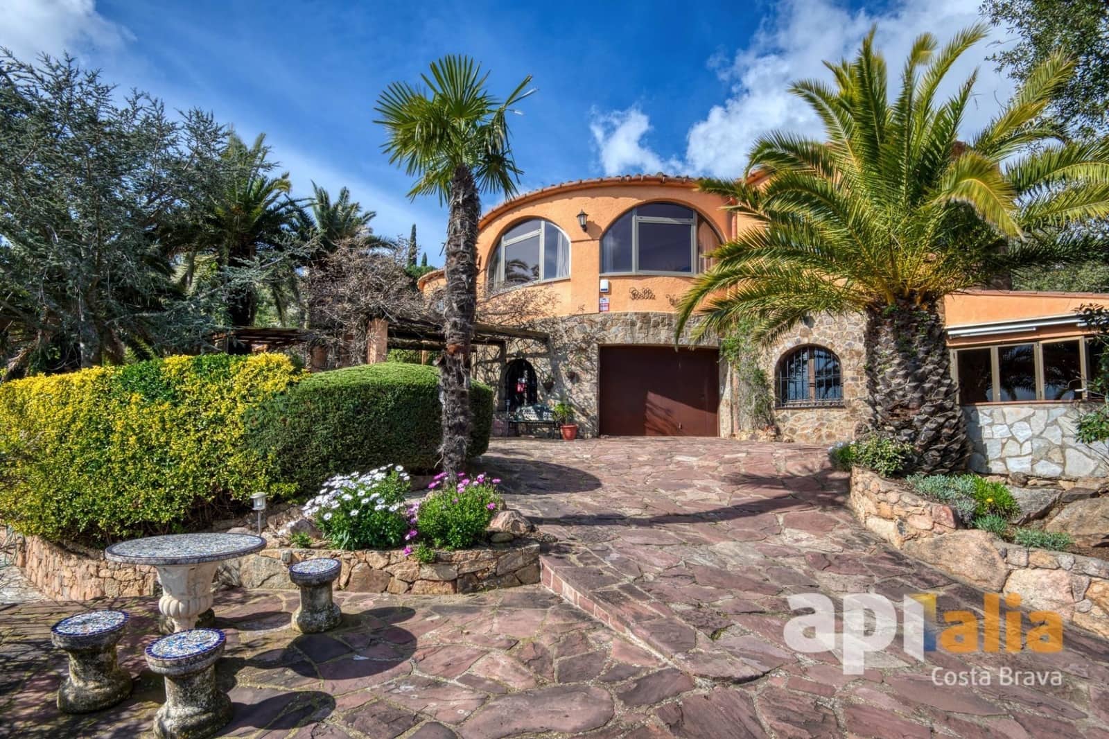 5 bedroom Villa for sale in Calonge i Sant Antoni with pool garage - € 840,000 (Ref: 9934232)