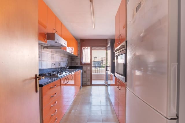 3 slaapkamer Flat te koop in Sant Feliu de Guíxols - € 335.000 (Ref: 9949827)