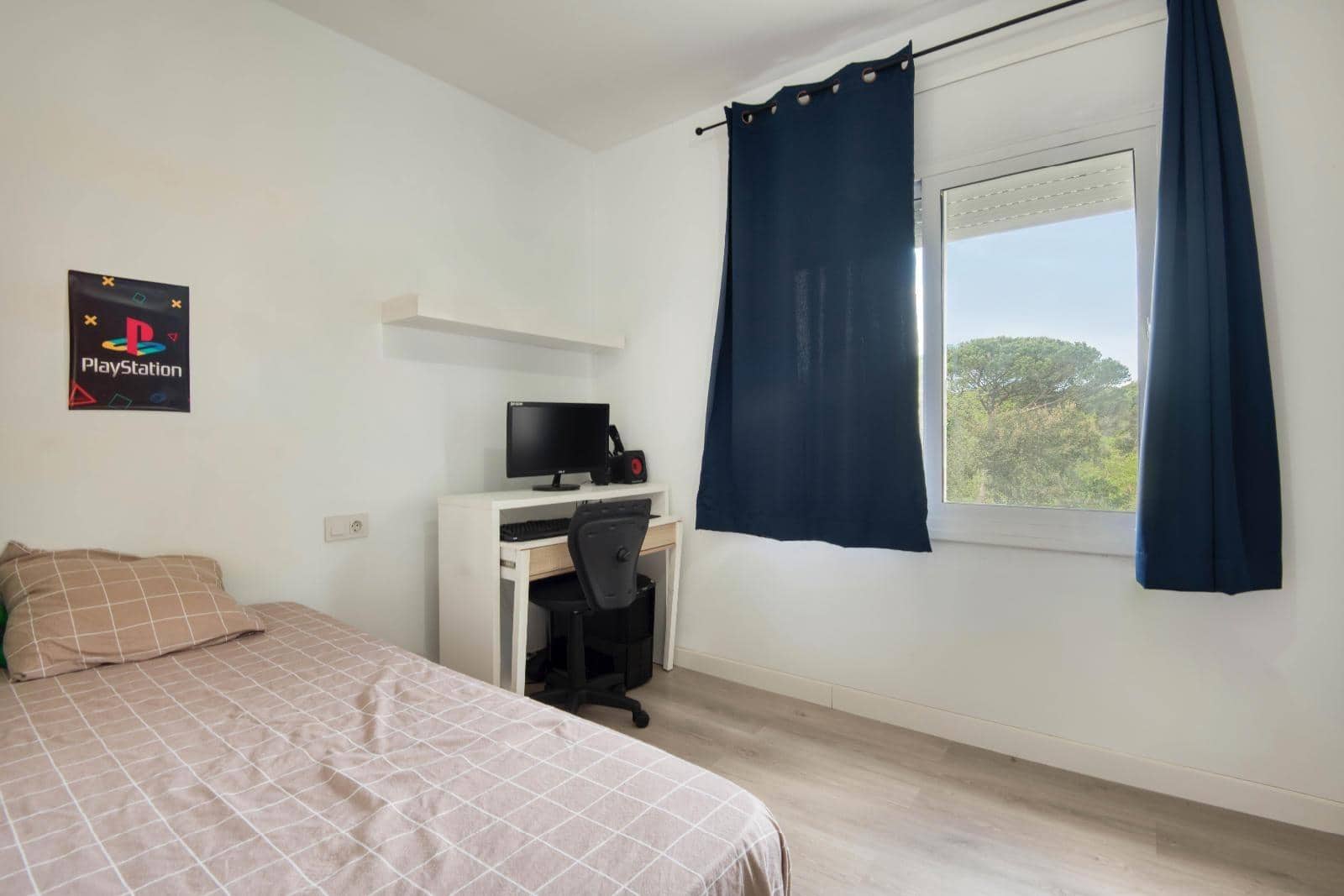 3 slaapkamer Villa te koop in Llagostera met garage - € 350.000 (Ref: 9955140)