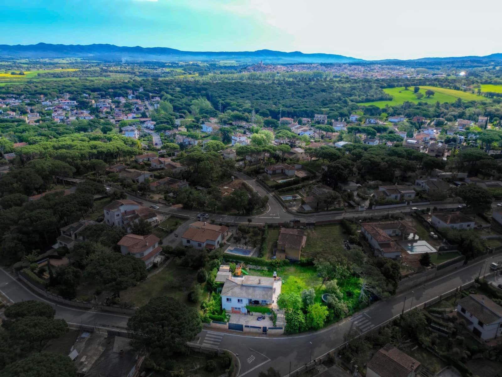 3 slaapkamer Villa te koop in Llagostera met garage - € 350.000 (Ref: 9955140)