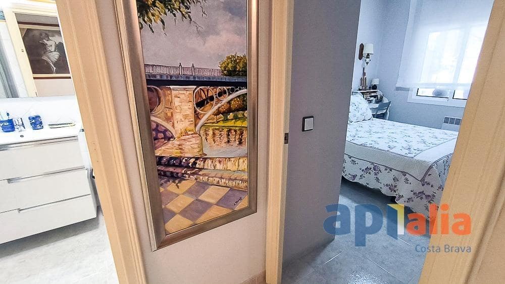2 bedroom Apartment for sale in Calonge i Sant Antoni with pool - € 240,000 (Ref: 9955141)