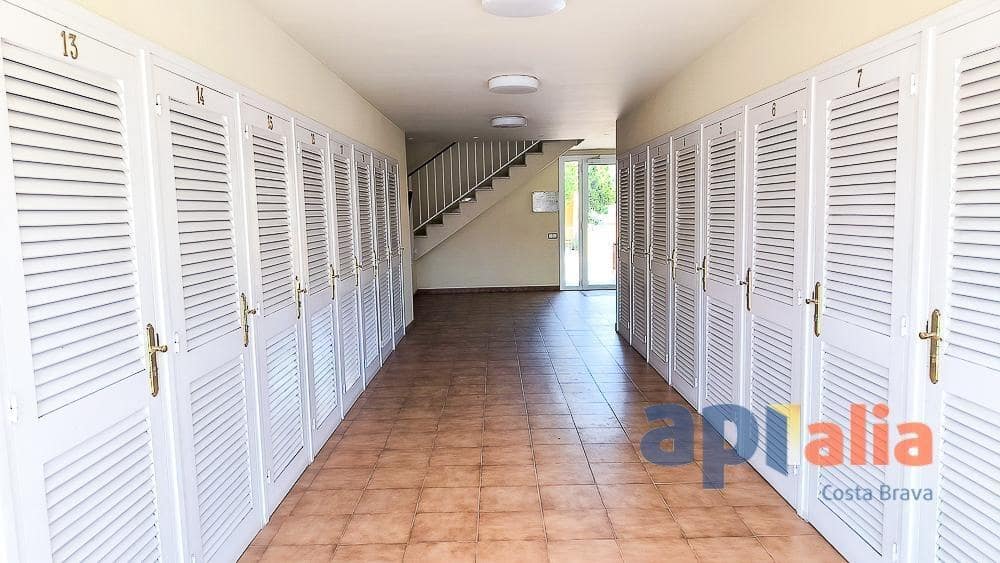 2 bedroom Apartment for sale in Calonge i Sant Antoni with pool - € 240,000 (Ref: 9955141)