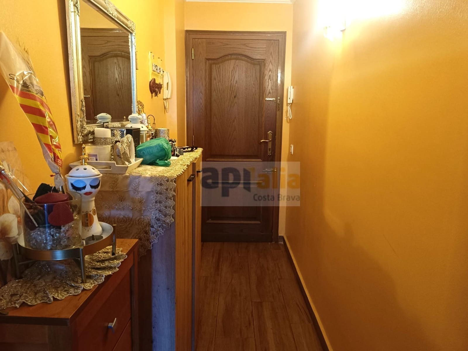4 bedroom Apartment for sale in Palafrugell with garage - € 220,000 (Ref: 9958181)