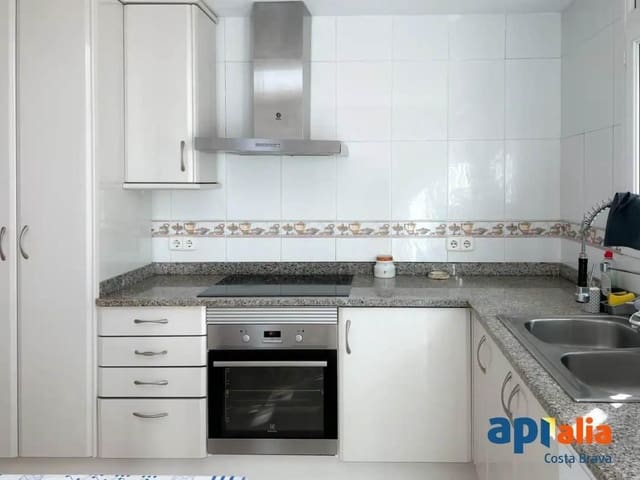 3 soverom Leilighet til salgs i Sant Feliu de Guíxols med garasje - € 395 000 (Ref: 9958183)