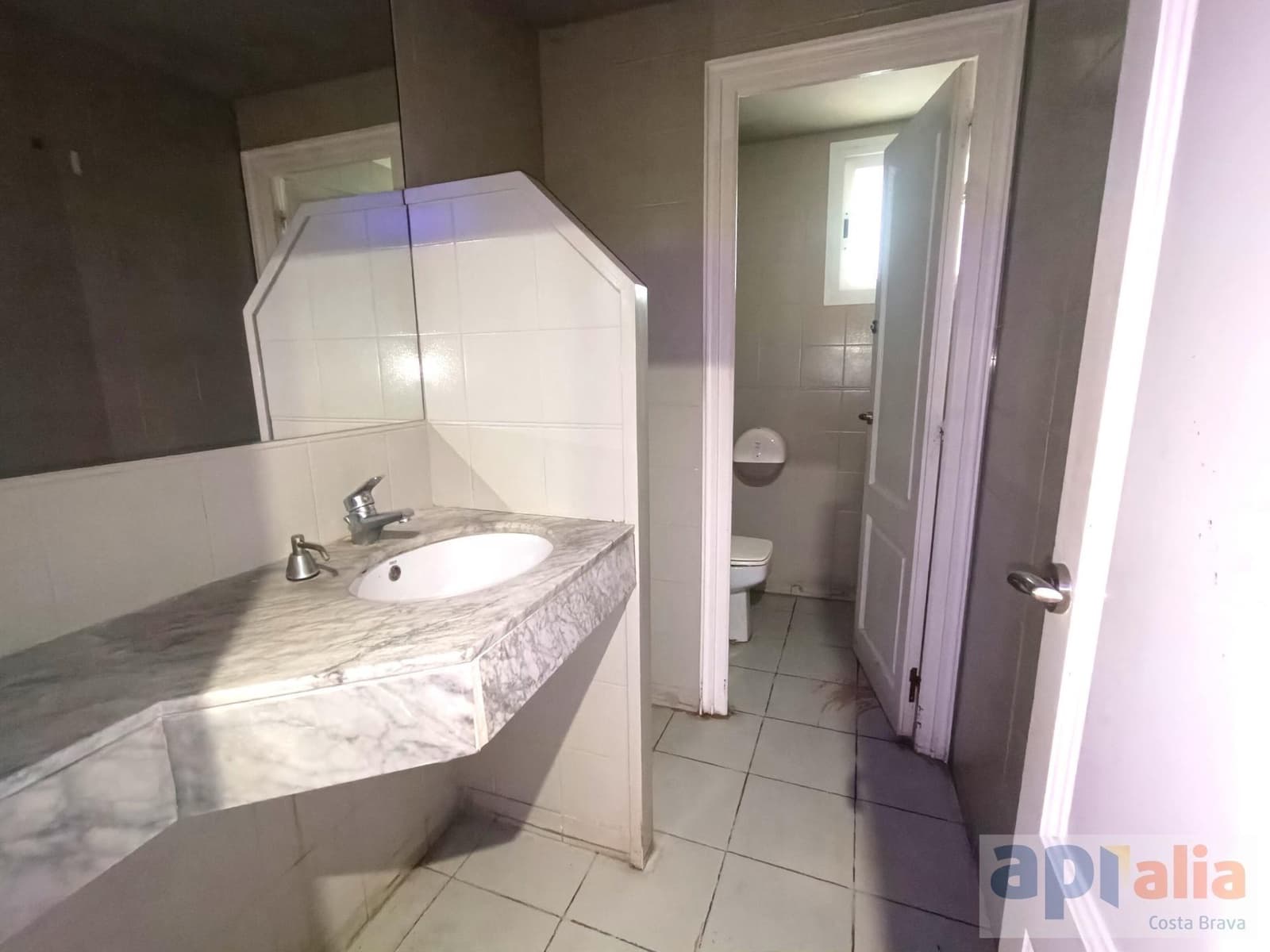 Företag till salu i Llafranc - 2 300 000 € (Ref: 9958184)