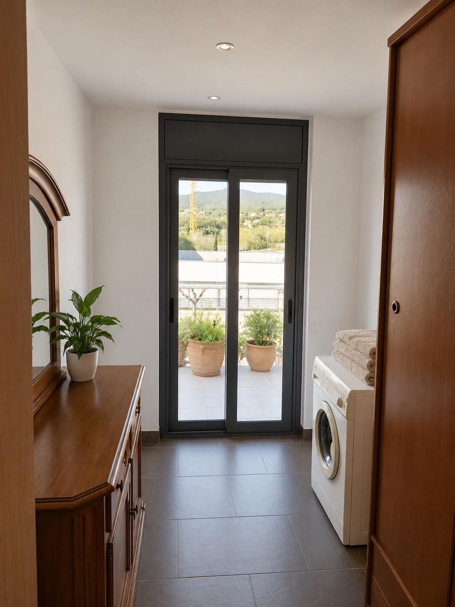 4 soveværelse Lejlighed til salg i Calonge i Sant Antoni med swimmingpool - € 375.000 (Ref: 9970623)