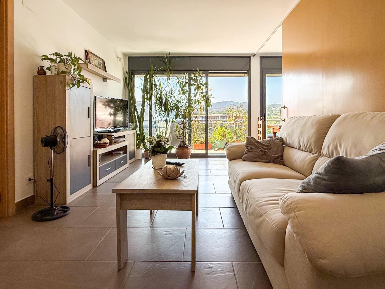 4 bedroom Apartment for sale in Calonge i Sant Antoni with pool - € 367,000 (Ref: 9970623)