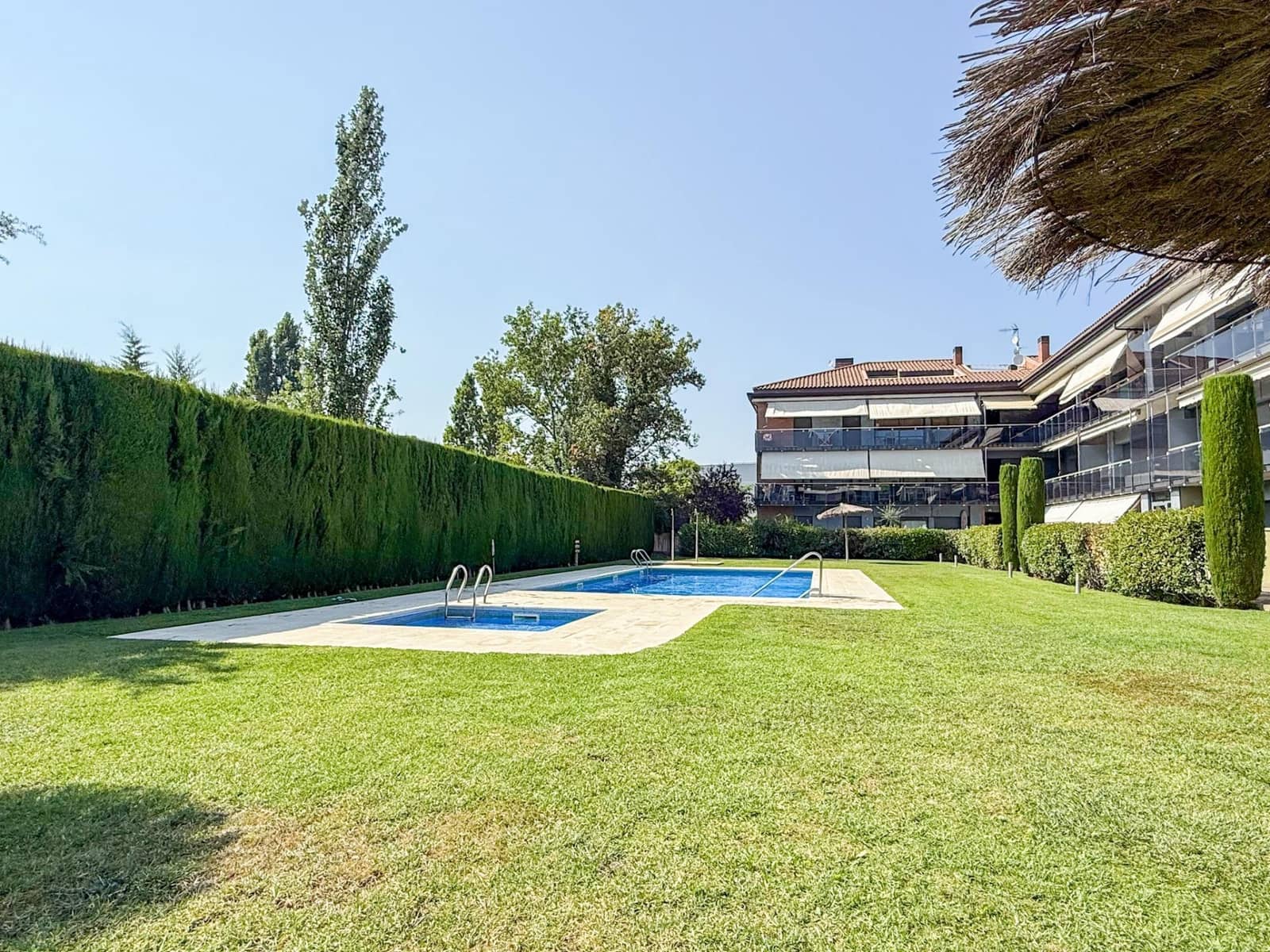 4 bedroom Apartment for sale in Calonge i Sant Antoni with pool - € 367,000 (Ref: 9970623)
