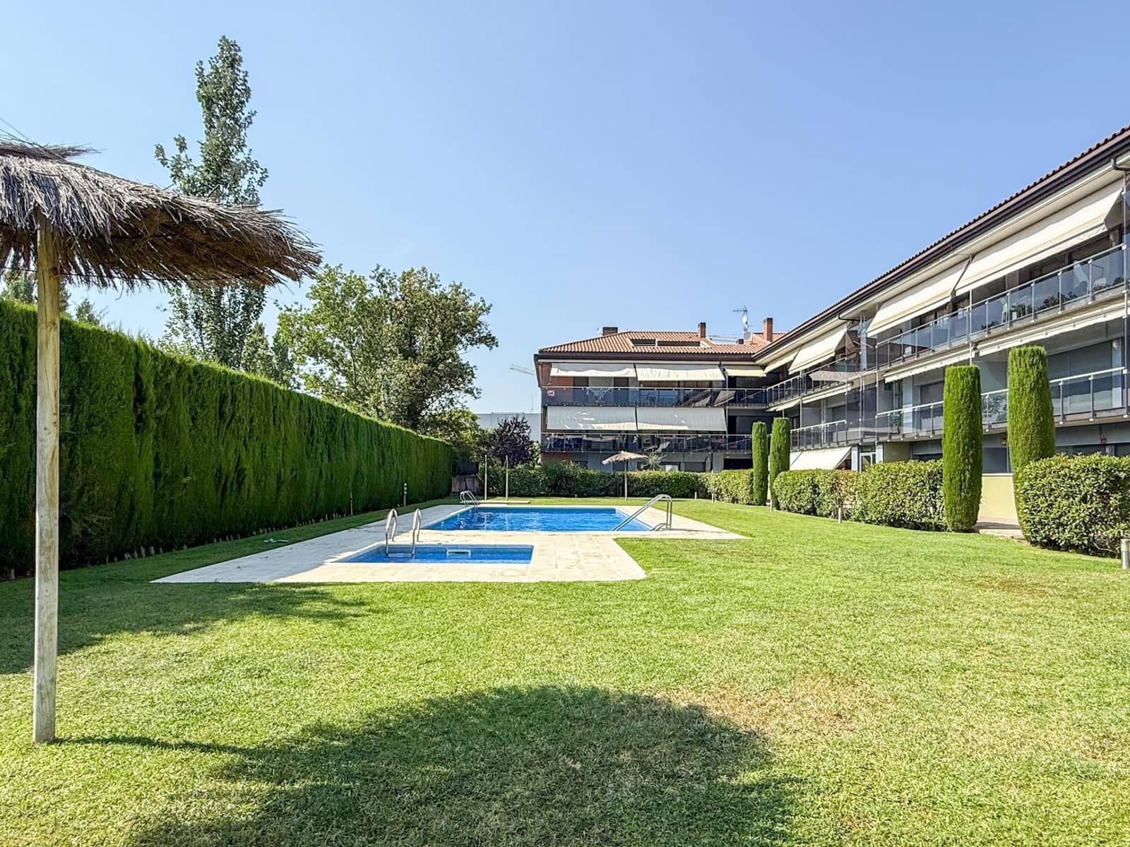 4 bedroom Apartment for sale in Calonge i Sant Antoni with pool - € 367,000 (Ref: 9970623)