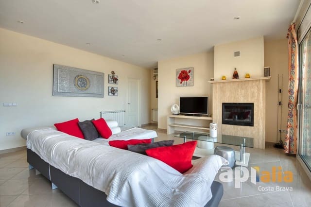 Chalet de 5 habitaciones en Calonge i Sant Antoni en venta con piscina garaje - 930.000 € (Ref: 9983042)
