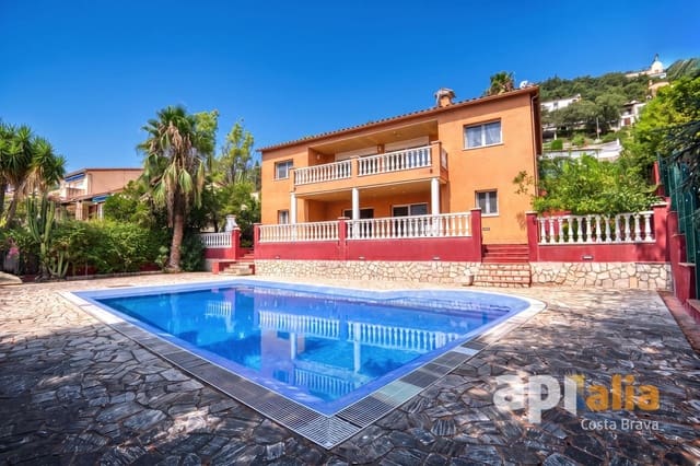 Chalet de 5 habitaciones en Calonge i Sant Antoni en venta con piscina garaje - 930.000 € (Ref: 9983042)