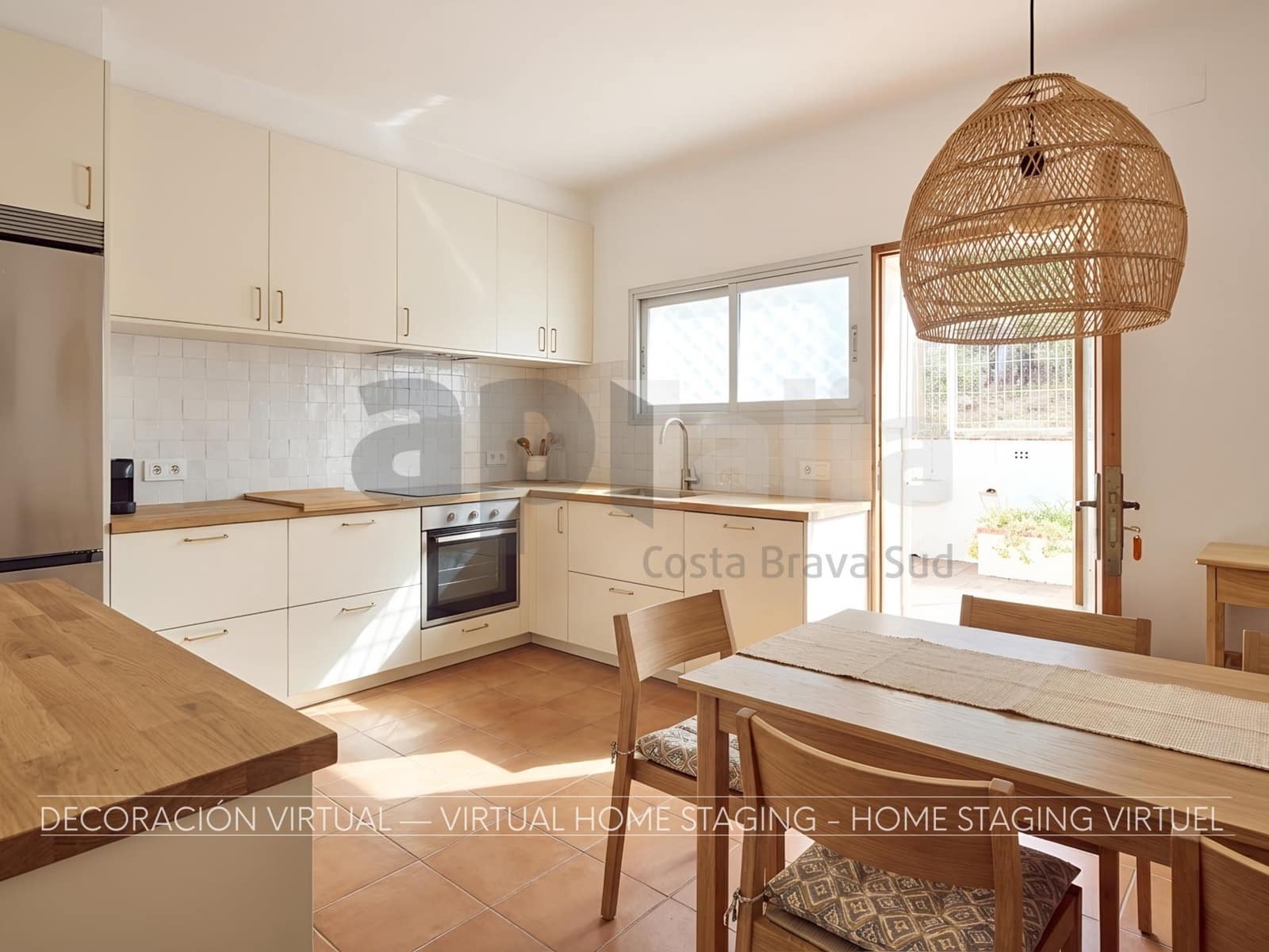 6 Zimmer Villa zu verkaufen in Lloret de Mar mit Garage - 370.000 € (Ref: 9986905)