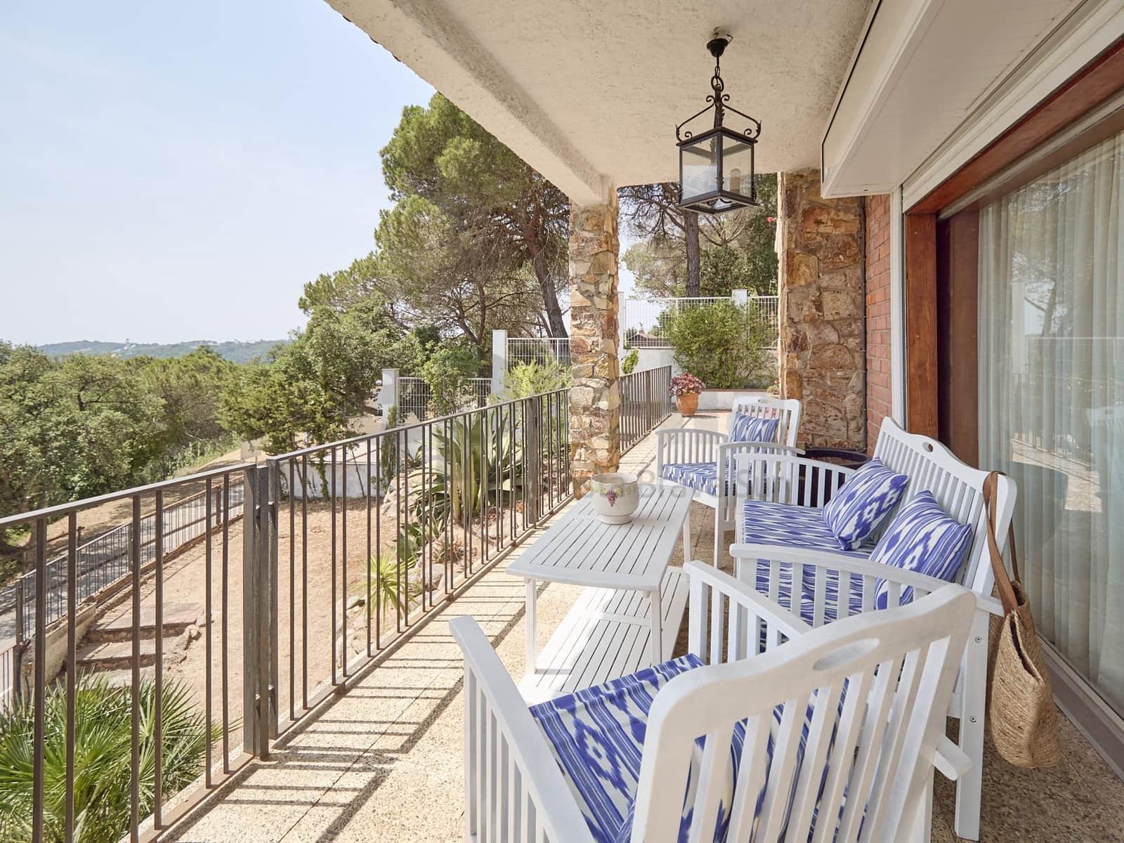 6 Zimmer Villa zu verkaufen in Lloret de Mar mit Garage - 370.000 € (Ref: 9986905)