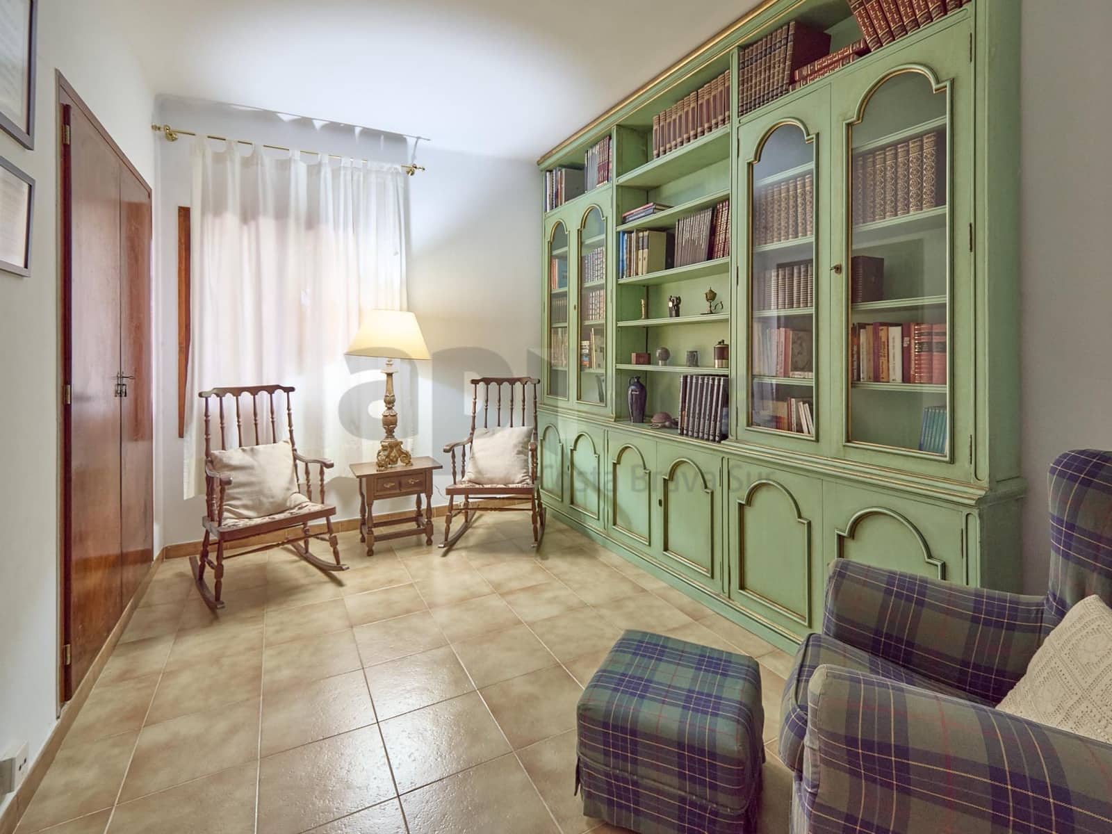 6 Zimmer Villa zu verkaufen in Lloret de Mar mit Garage - 370.000 € (Ref: 9986905)