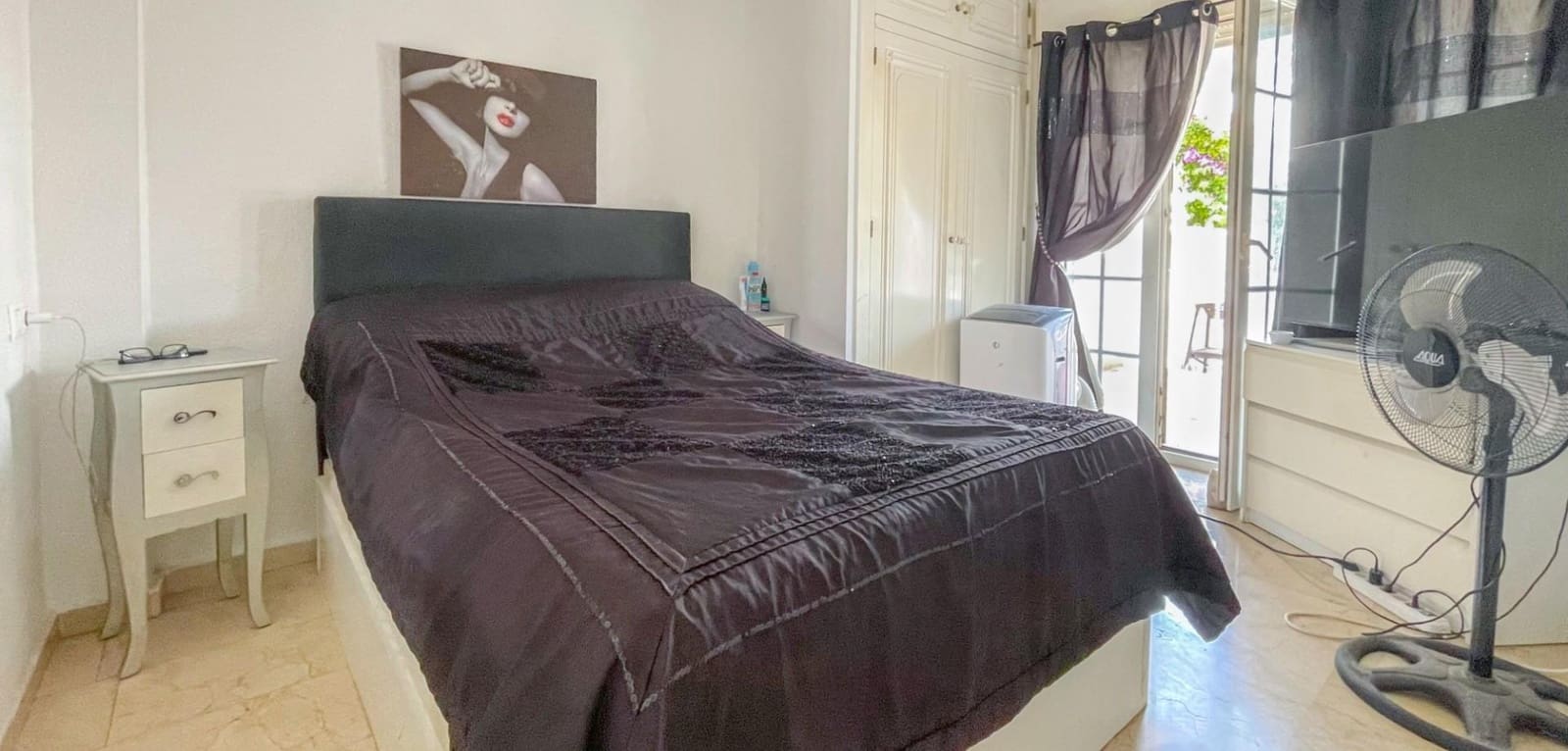 4 soverom Rekkehus til salgs i Orihuela Costa med svømmebasseng garasje - € 295 000 (Ref: 10004132)