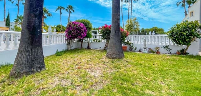 4 soverom Rekkehus til salgs i Orihuela Costa, Orihuela med svømmebasseng garasje - € 295 000 (Ref: 10004132)