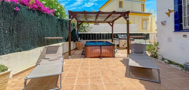 4 soverom Rekkehus til salgs i Orihuela Costa, Orihuela med svømmebasseng garasje - € 295 000 (Ref: 10004132)