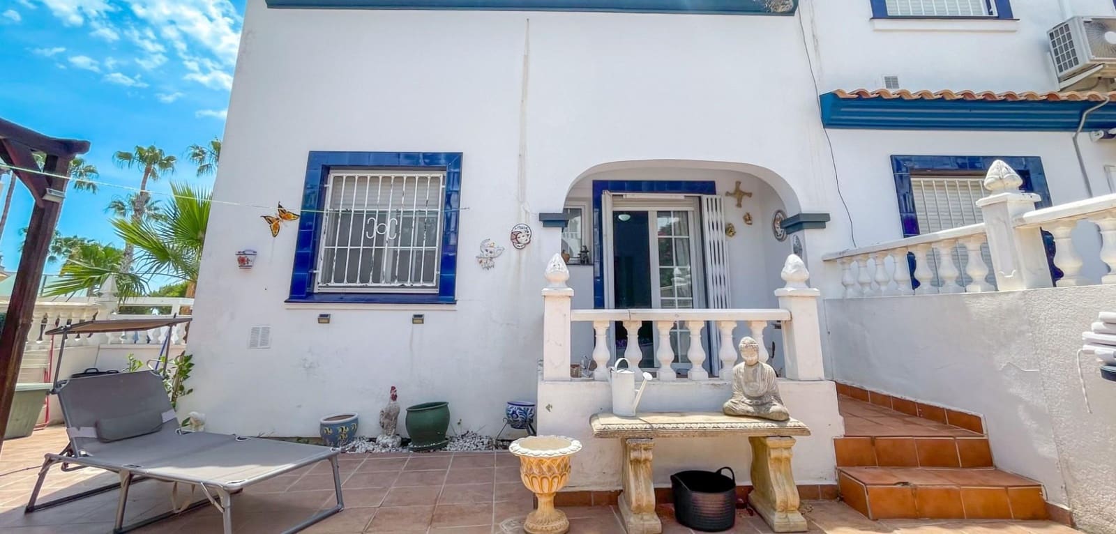 4 soverom Rekkehus til salgs i Orihuela Costa med svømmebasseng garasje - € 295 000 (Ref: 10004132)