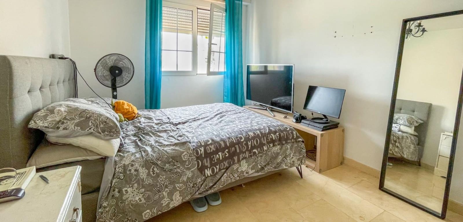 4 soverom Rekkehus til salgs i Orihuela Costa med svømmebasseng garasje - € 295 000 (Ref: 10004132)