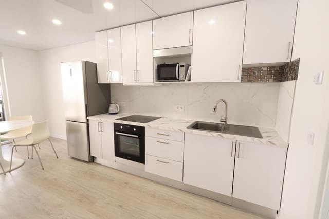 3 soveværelse Lejlighed til salg i Playa del Acequión, Torrevieja - € 230.000 (Ref: 10009272)