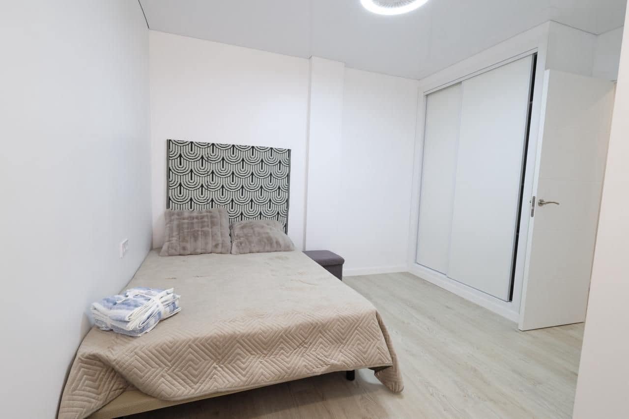 3 soveværelse Lejlighed til salg i Torrevieja - € 230.000 (Ref: 10009272)