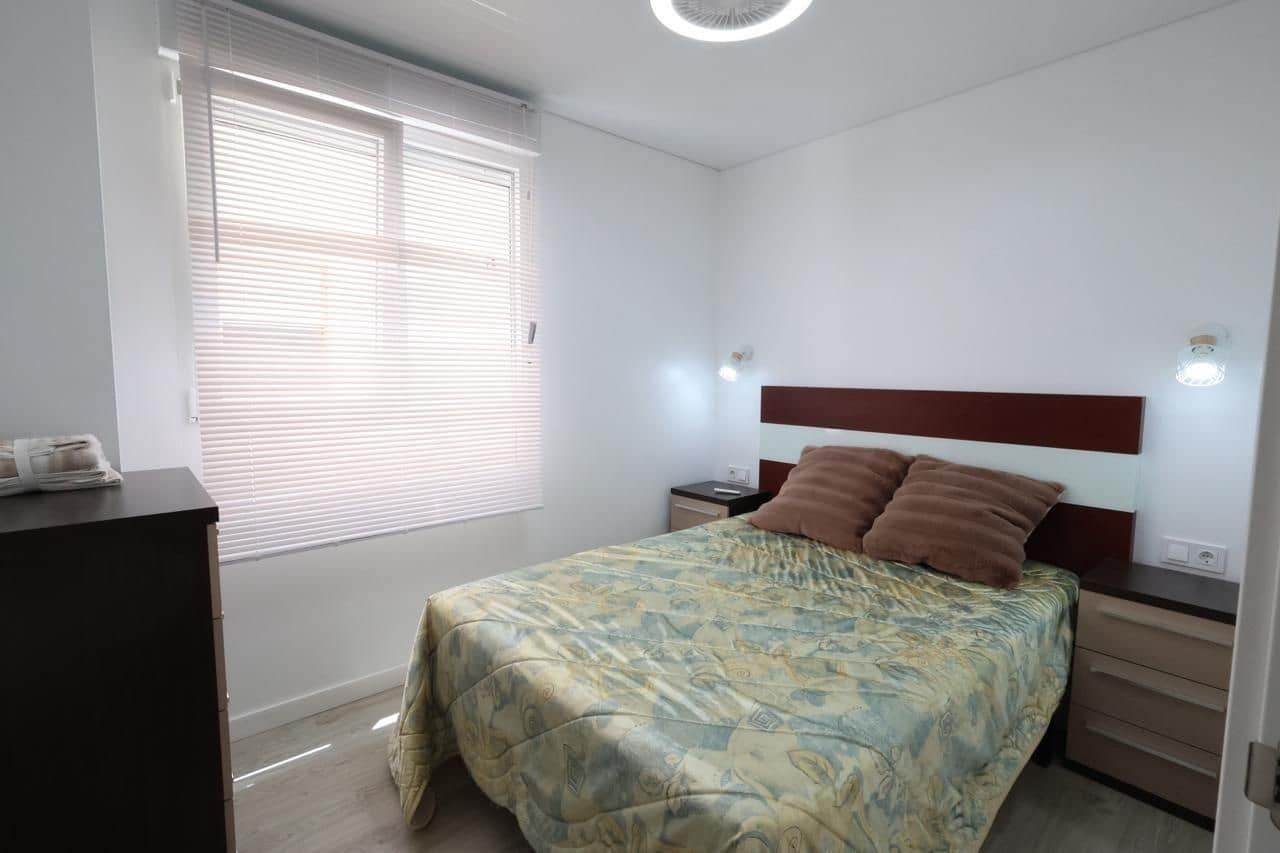 3 soveværelse Lejlighed til salg i Torrevieja - € 230.000 (Ref: 10009272)