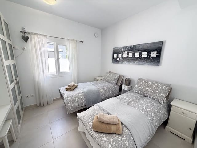4 sypialnia Willa na sprzedaż w Mil Palmeras, Pilar de la Horadada z basenem - 650 000 € (Ref: 10011624)