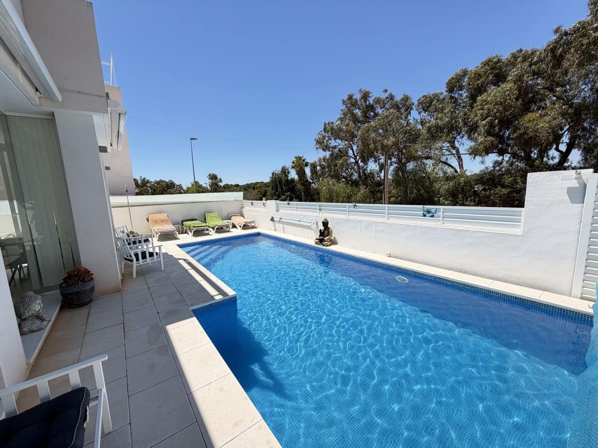4 soverom Villa til salgs i Pilar de la Horadada med svømmebasseng - € 650 000 (Ref: 10011624)