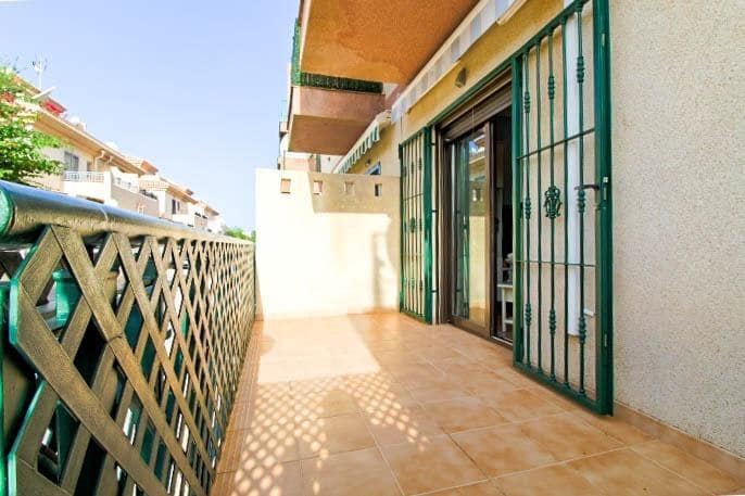 Adosado de 3 habitaciones en La Zenia en venta con piscina garaje - 269.950 € (Ref: 10120142)
