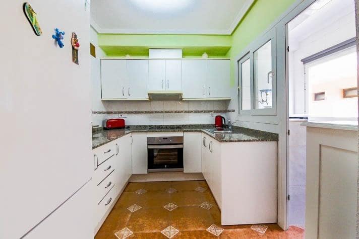 Adosado de 3 habitaciones en La Zenia en venta con piscina garaje - 269.950 € (Ref: 10120142)